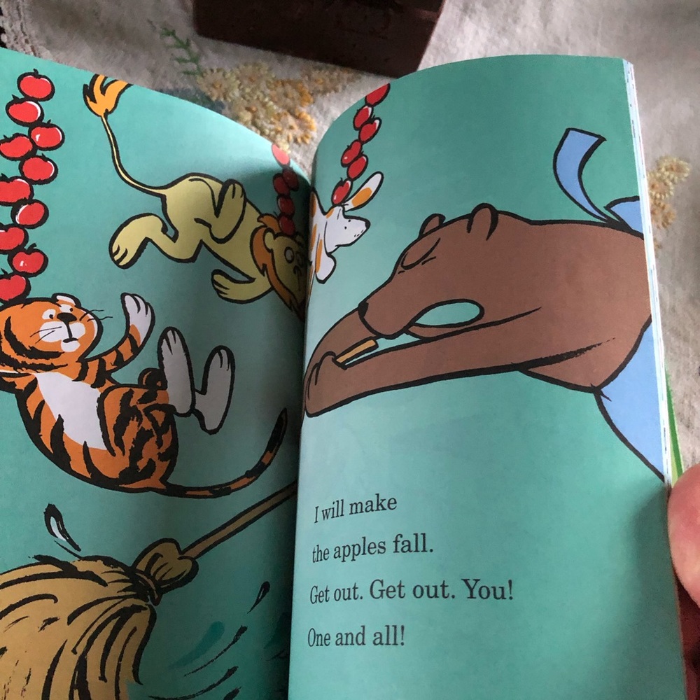 Dr Seuss "Ten Apples Up On Top" Early Moments printing 2010 - Picture 9 of 13